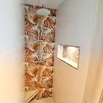 Apartment Large 2 Bedroom Flat With Swimming Pool And Air-conditioning *