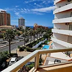 Large 2 Bedroom Flat With Swimming Pool And Air-conditioning * Portimão