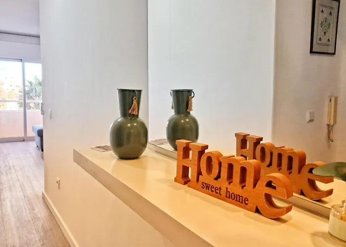 Large 2 Bedroom Flat With Swimming Pool And Air-conditioning 포티마오